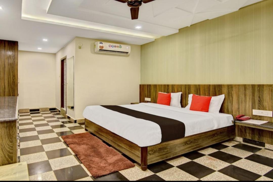 Citi Club Hotel Kanpur Exterior photo